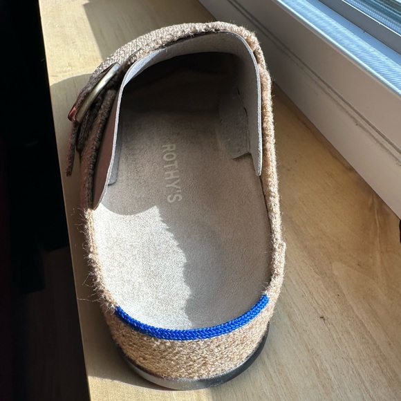 Rothy’s buckle clog in color Wren. Women’s size 8. Brand new with box. - Picture 5 of 6